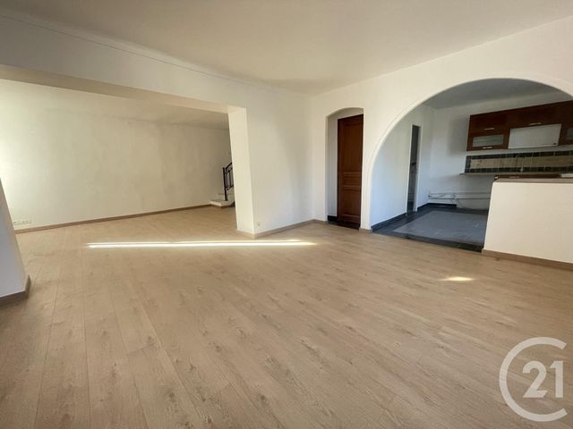 Appartement F4 à louer ST JEANNET